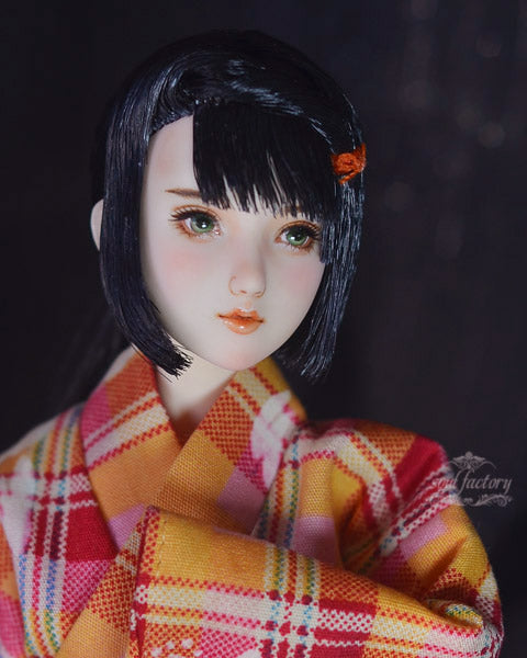 【展示のみ】手描きフィギュア フェイスアップ | Ui