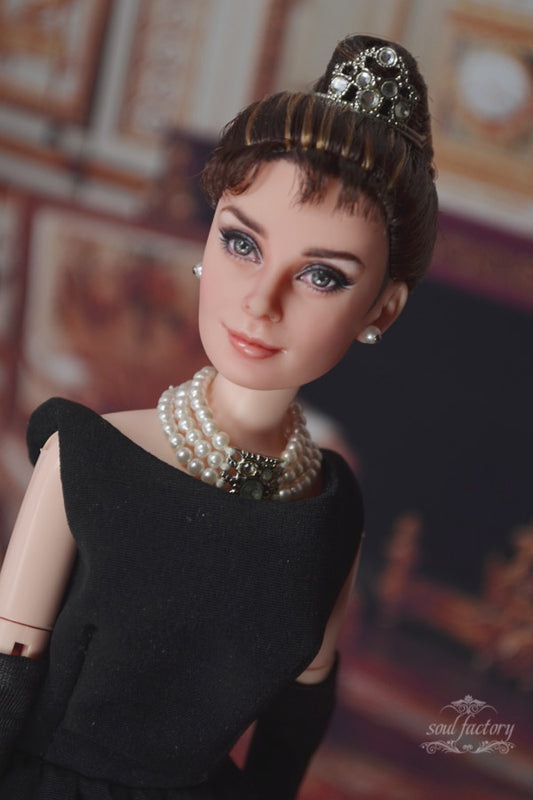 【展示のみ】手描きオビツドールフェイスアップ|オードリー・ヘップバーンにインスパイアされた