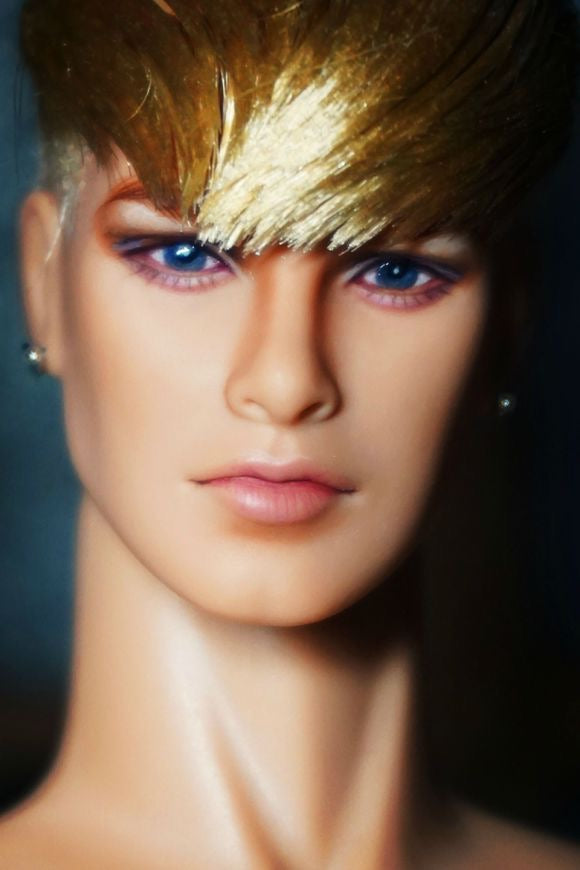 Hand-Painted Figure Faceup | Detailed Makeup with Traditional Brush | Custom BJD Face Painting