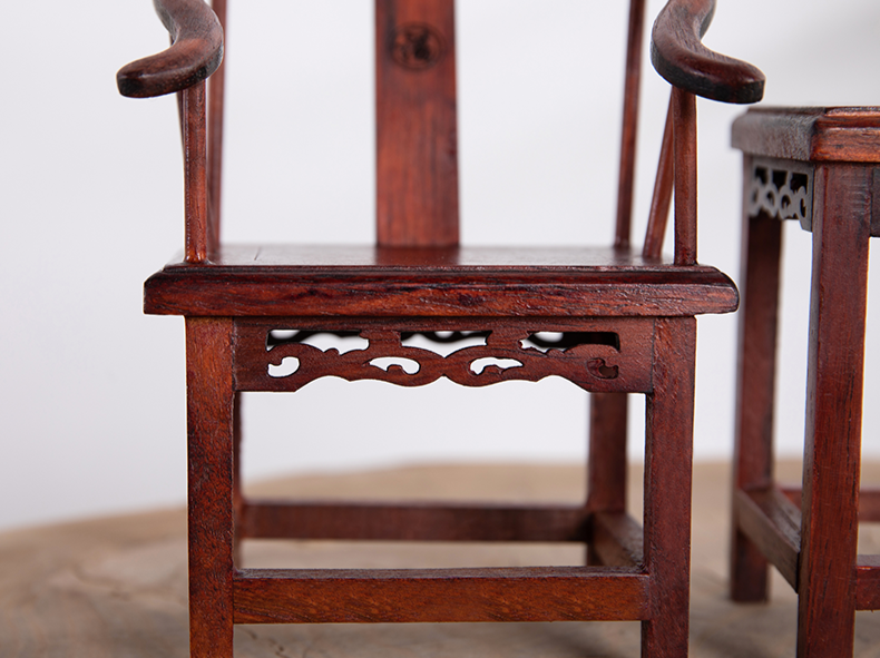 1/6 Scale Chinese Antique Taishi Chair Set 2 Chairs & 1 Side Table| Chinoiserie Style Dollhouse Furniture for BJD & Blythe | Vintage & Elegant Atmosphere