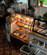 1/6 scale doll dessert display case with working light, battery powered, perfect for café scenes.