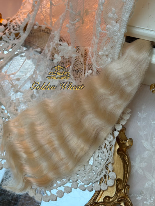 人形用高光沢モヘアウィッグファイバー | ゴールデンウィート 20～25cm