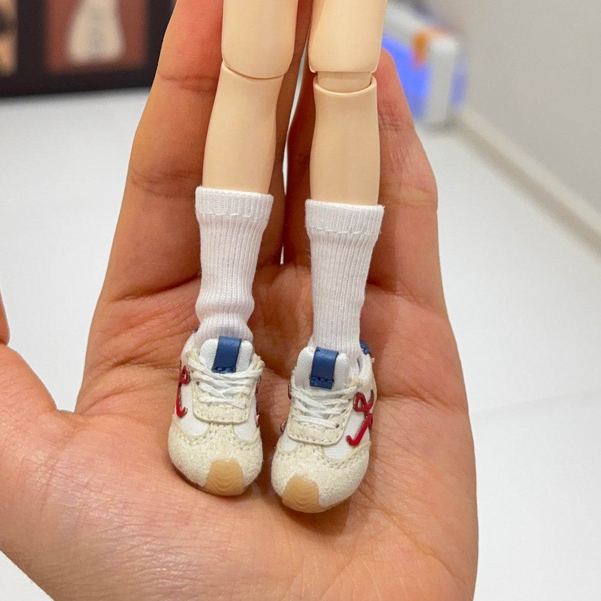 1/6ドール用 刷繋入りスニーカー（ユニバーサルフィット）