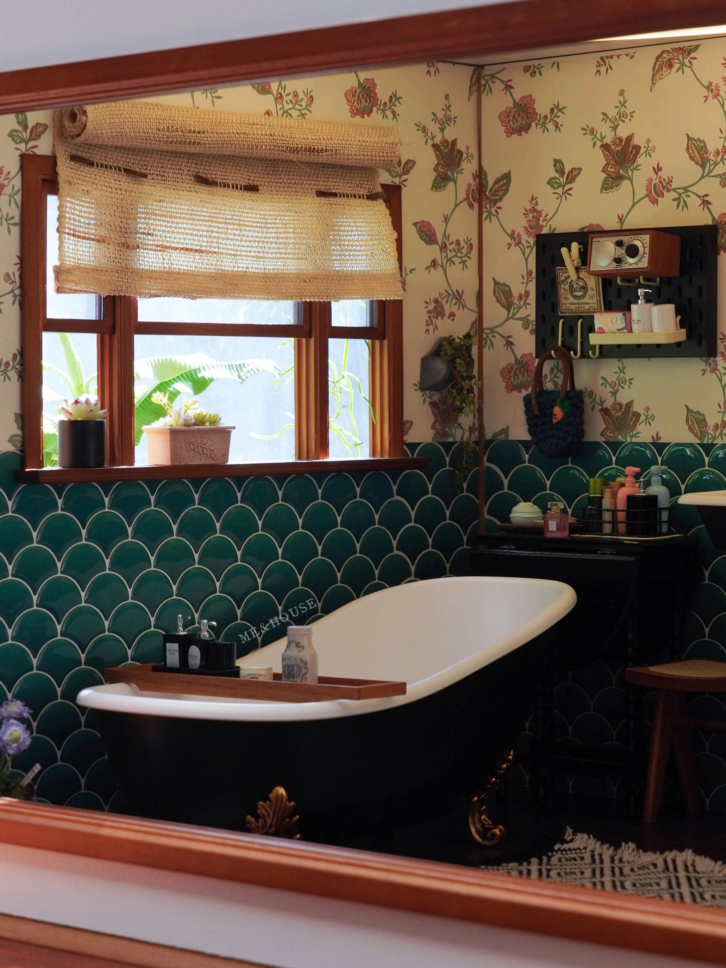 1/6スケール ドールハウス家具 – バスタブ | BJD、ブライス、フィギュア用ミニチュア ヴィンテージ彫刻バスタブ