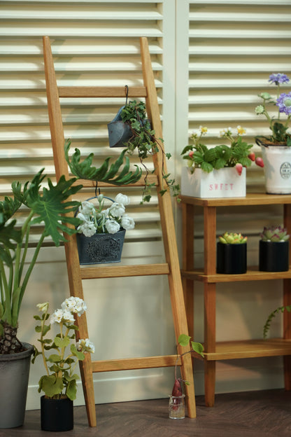 1/6 miniature dollhouse furniture Mini model wall towel rack/flower rack