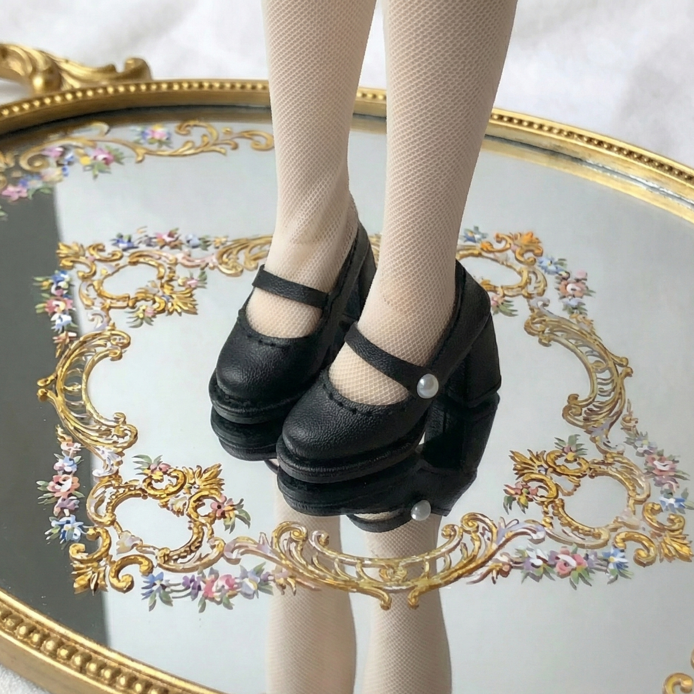 1/6ドール用 チャンキーヒールメリージェーン サテン仕上げ