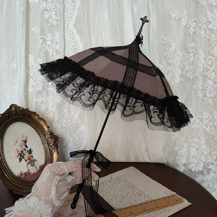 Handmade dark pink Rococo parasol with black lace, perfect for 1/3 and 1/4 BJD dolls. Ideal for gothic, fantasy, and aristocratic photo scenes.