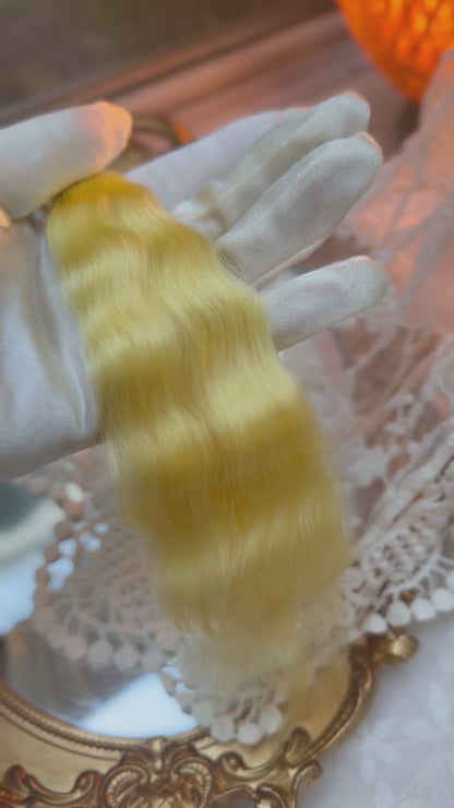 人形用高光沢モヘア | ブロンド 20-25cm